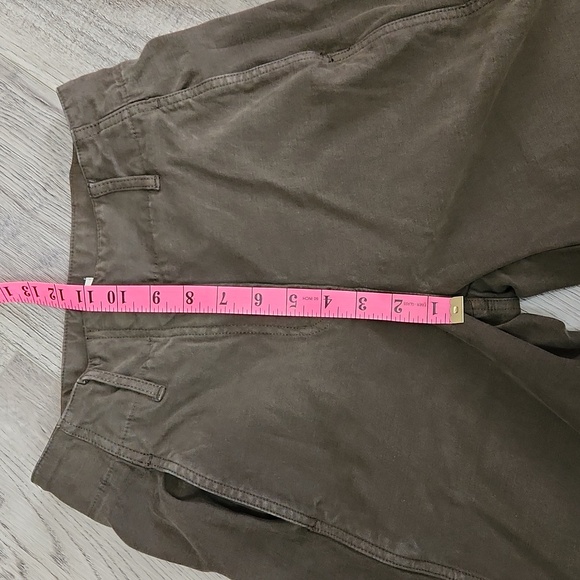 SOLD ๐ Aritzia Wilfred Free Green Ascendant Pant Utility Pants Size 2/26 W - Picture 14 of 16